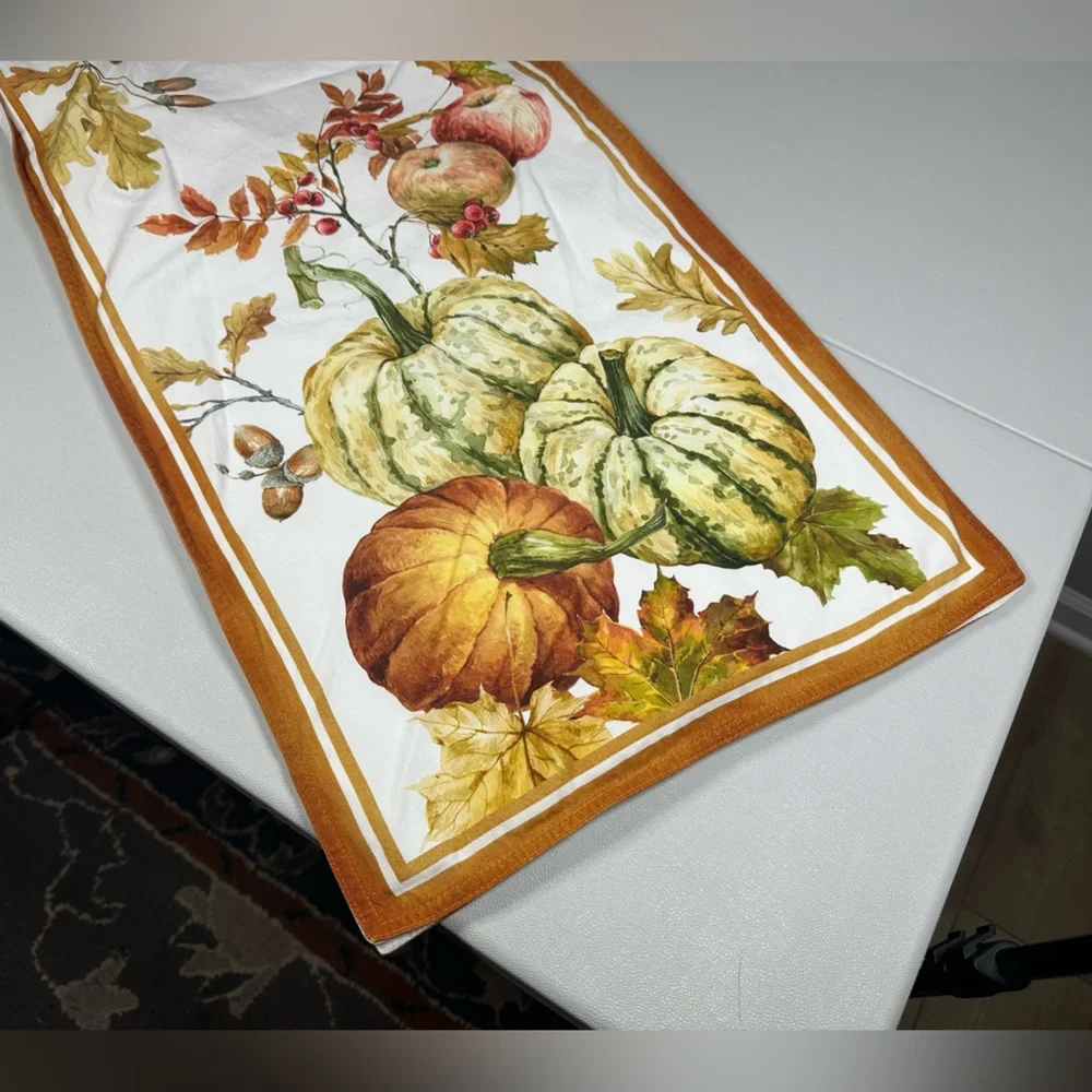 Williams-Sonoma Thanksgiving Heirloom Pumpkin Table Runner